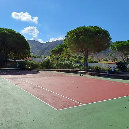 Saracina Szálloda Vulcano